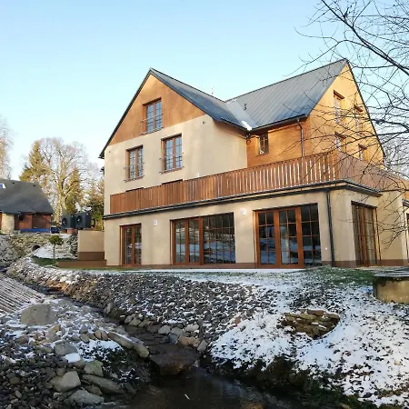 Apartamento Apartmány Říčky *