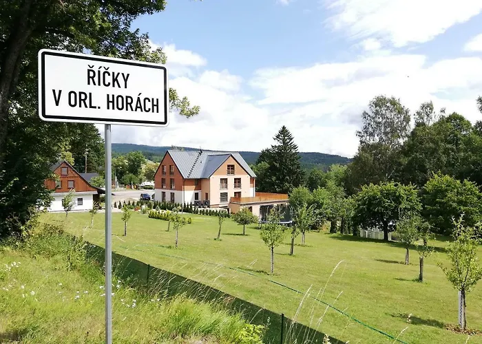 Lägenhet Apartmany Ricky *